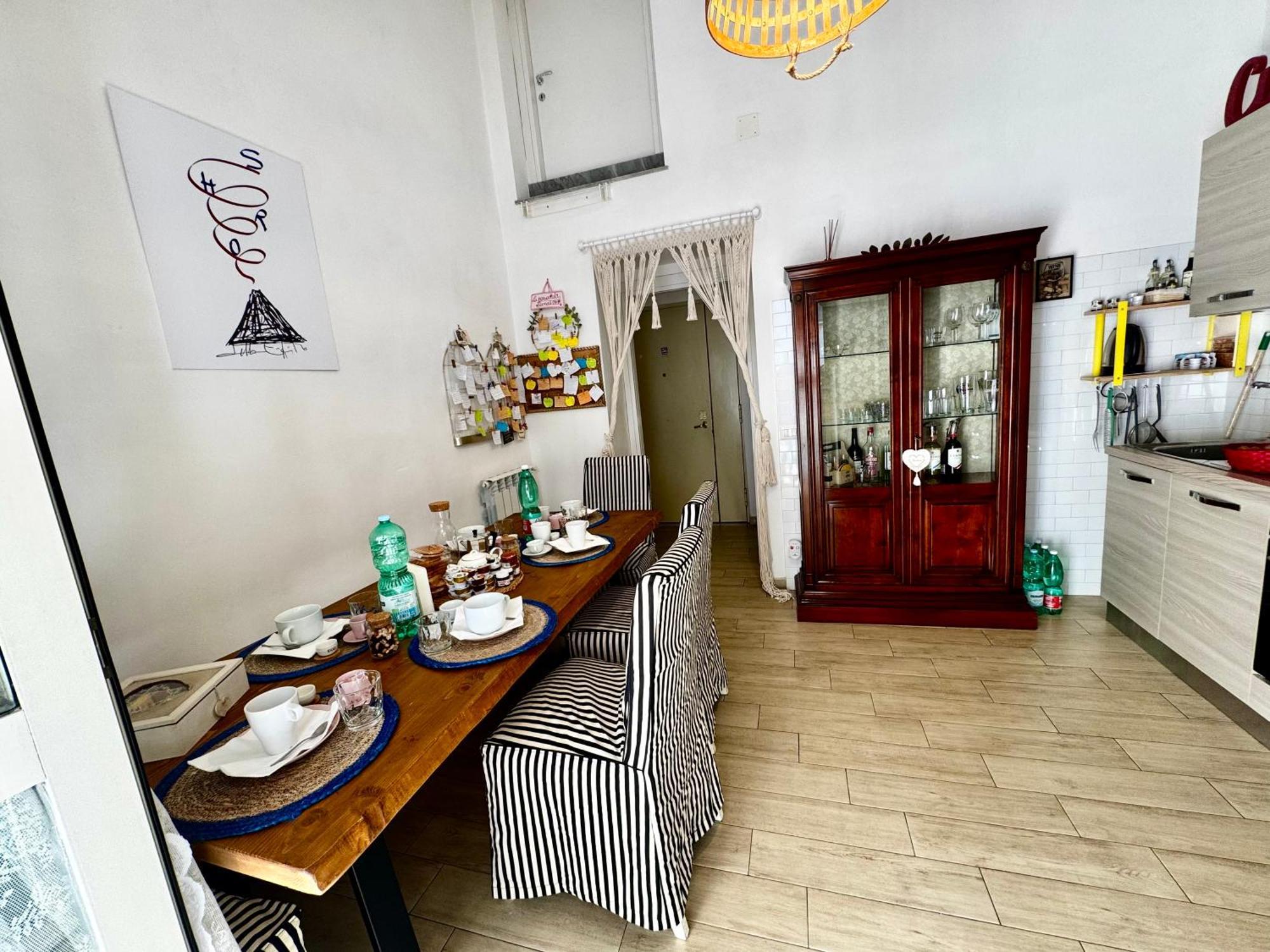 La Casa Di Sarah Aspetta Voi Διαμέρισμα Νάπολη Εξωτερικό φωτογραφία